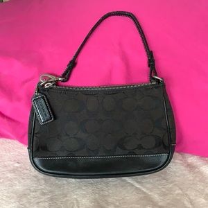 Cutest little vintage coach purse